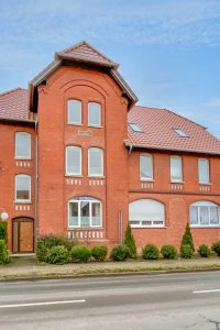 Dachgeschosswohnung in Laatzen-Össelse – Foto 2 von 26