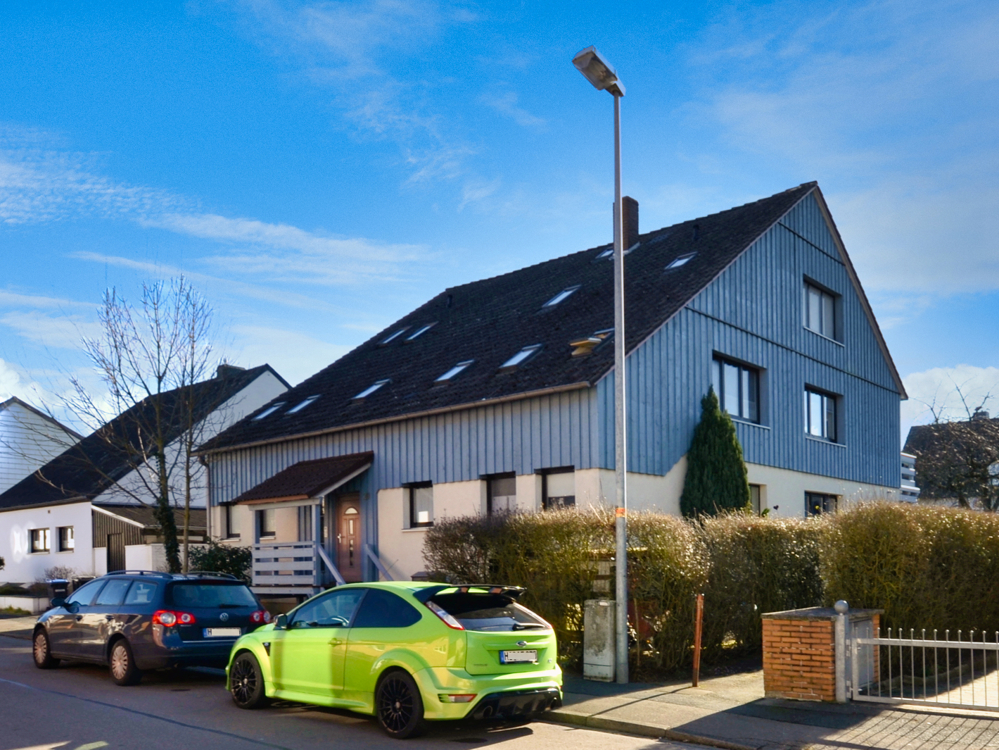 *** VERMIETET *** Helle DG-Wohnung mit gemütlicher Schlafebene!, 30880 Laatzen / Oesselse, Dachgeschosswohnung