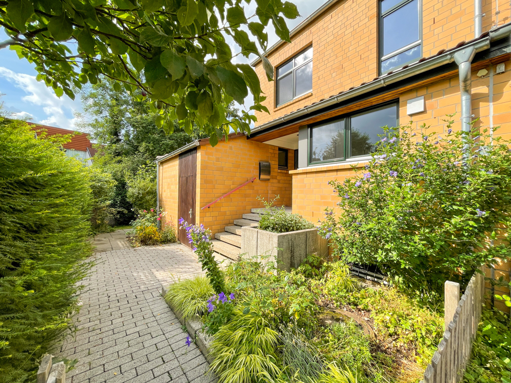 Wohntraum in Kirchrode – mit Platz vom Keller bis unter das Dach!, 30559 Hannover / Kirchrode, Reihenhaus