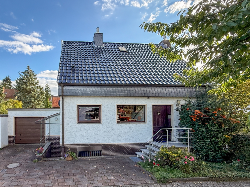 *** VERKAUFT *** Ihr neues Zuhause – traumhafter Garten inklusive!, 31199 Diekholzen, Einfamilienhaus