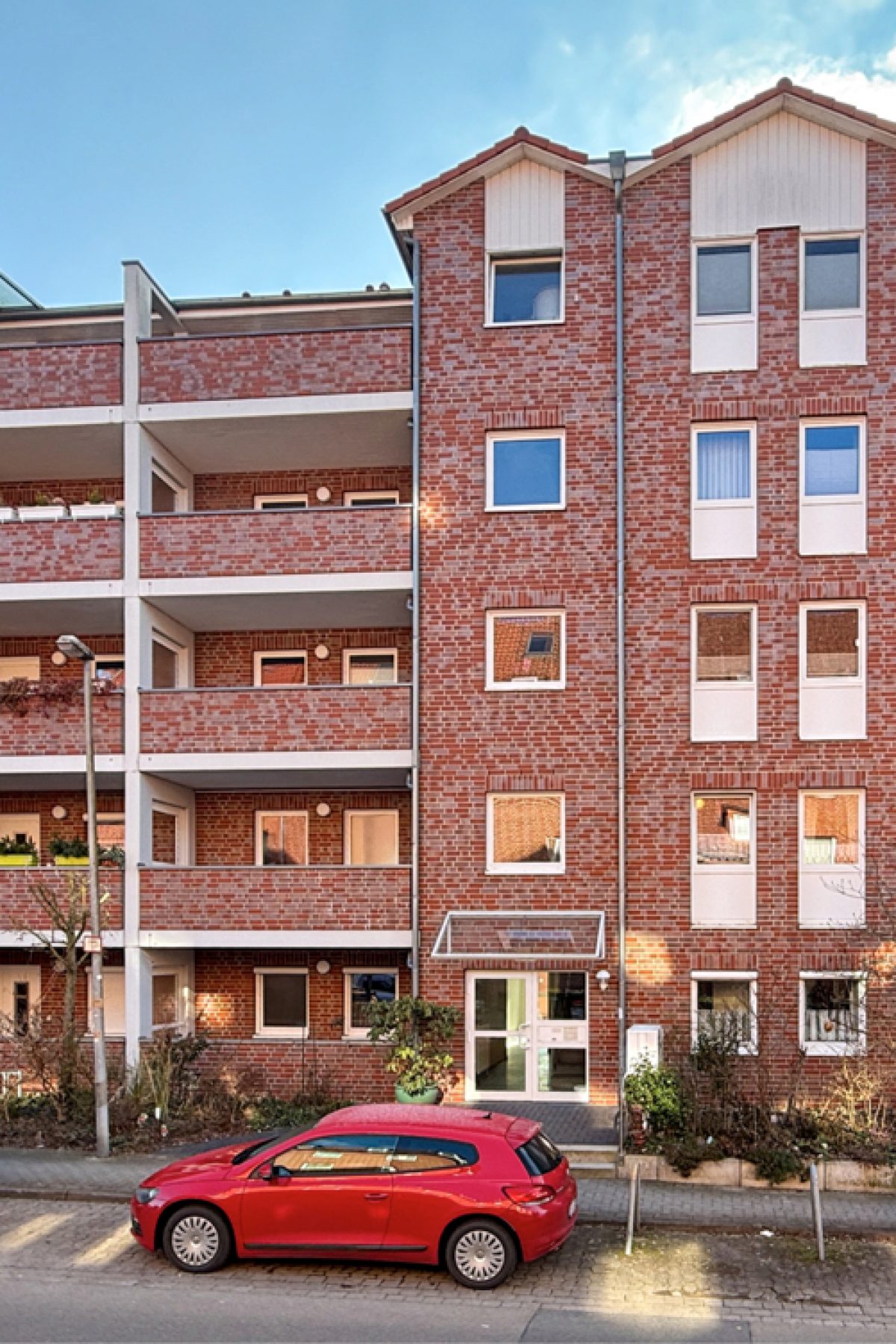 Etagenwohnung in Laatzen – Foto 2 von 12